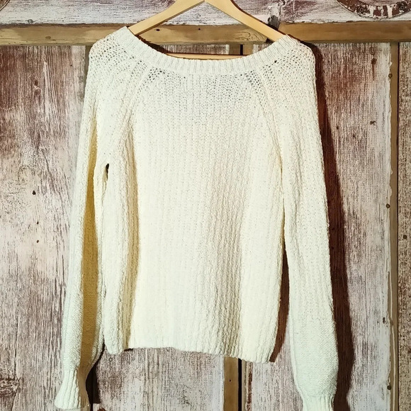 Abercrombie Fitch cotton blend cream knit v-neck soft cozy sweater size small - Picture 6 of 8
